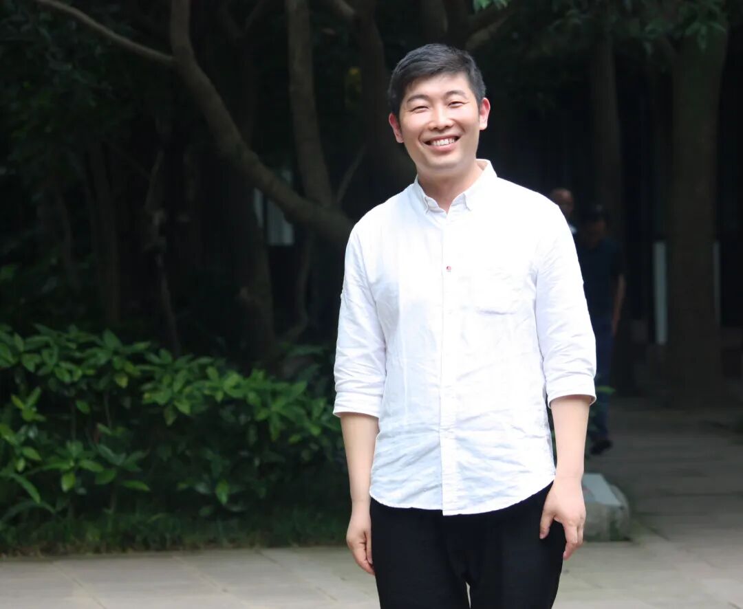 《山影三叠》-散文-李丹崖